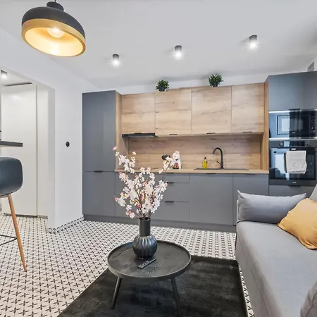 Apartment Lam Retro