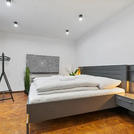 Lam Retro * 布拉迪斯拉发